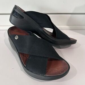 BZEES Womens Comfort Desire Peep Toe Elastic Strap Wedge Sandals Shoes Sz 10 M